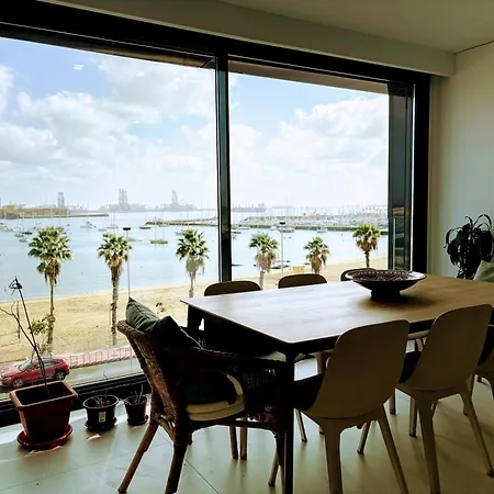 Piso Vistas Playa Alcaravaneras *