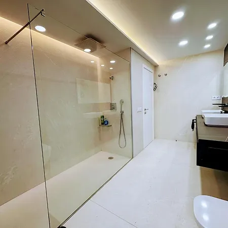 شقة Piso Vistas Playa Alcaravaneras *